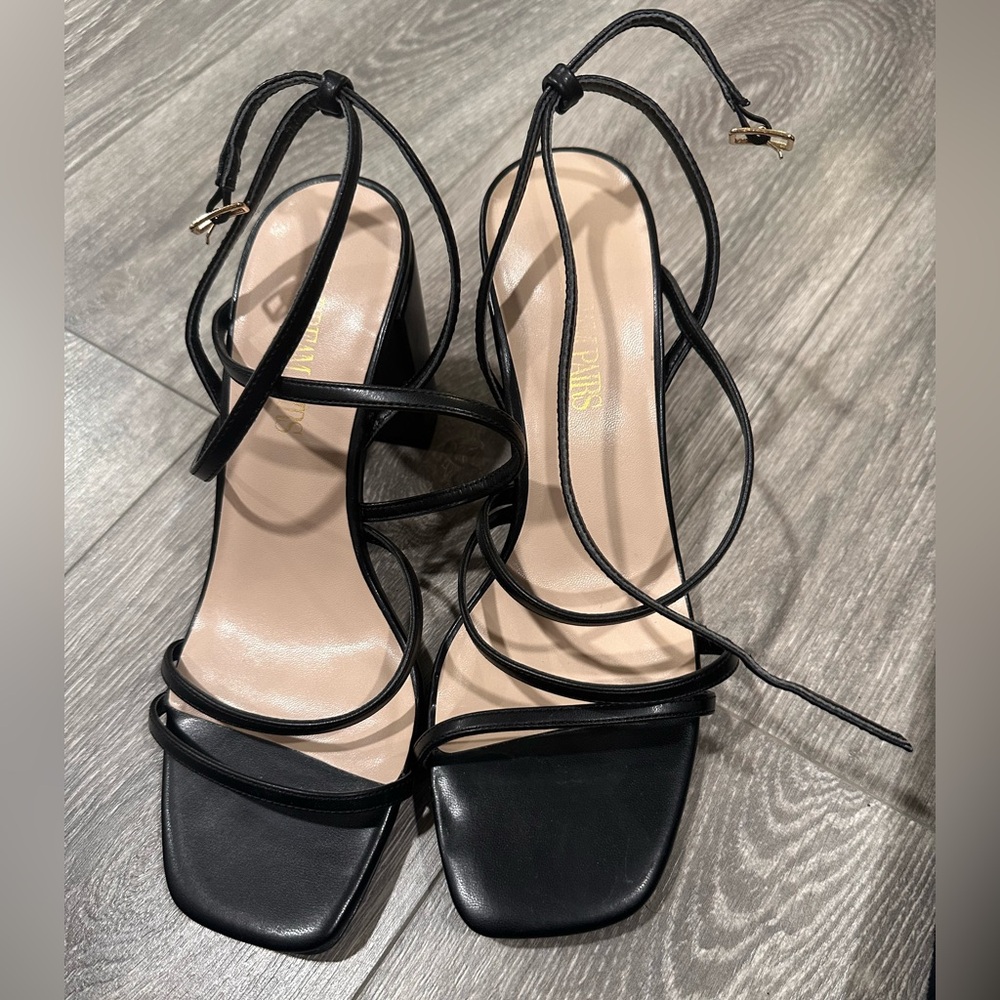 Dream Pairs Black Strappy Heels